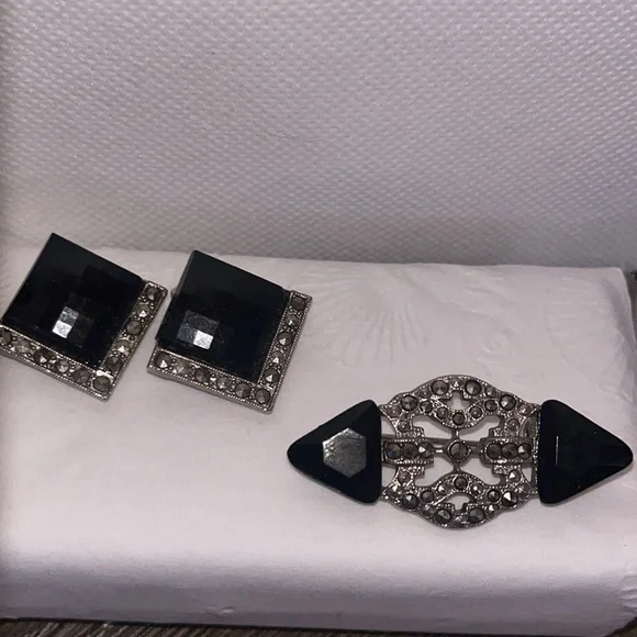 VTG 1928 Silver Faceted Black Rhinestone Marcasite Clip-on Earrings and Brooch - Picture 2 of 6